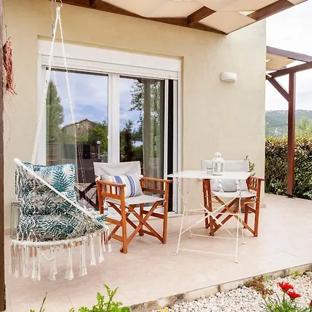 Meliterra * Гиалова