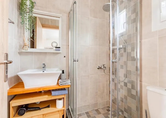 Meliterra * Гиалова